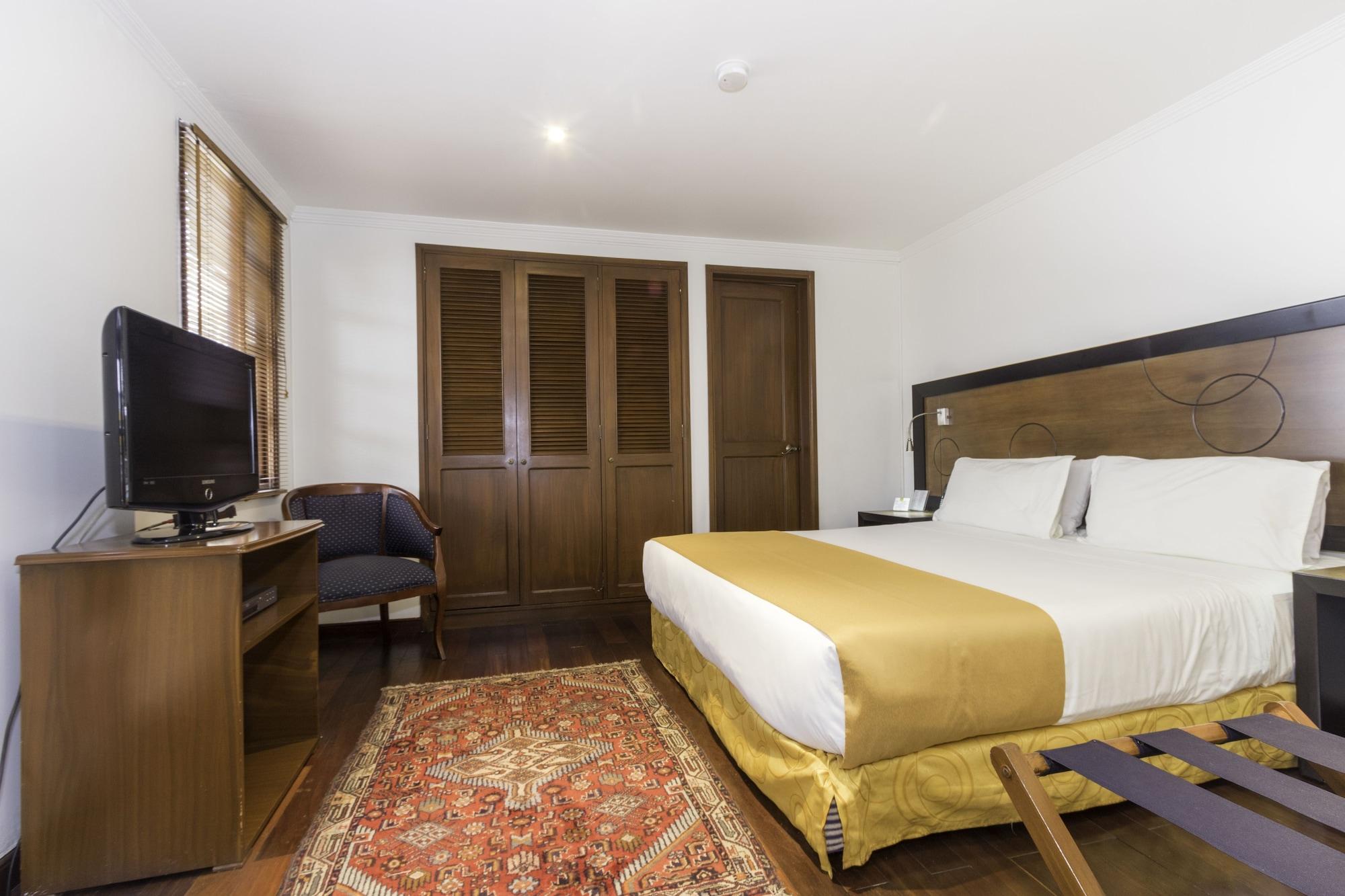 Hotel Emaus Bogotá Esterno foto