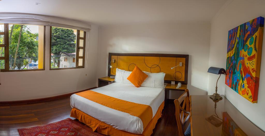 Hotel Emaus Bogotá Esterno foto