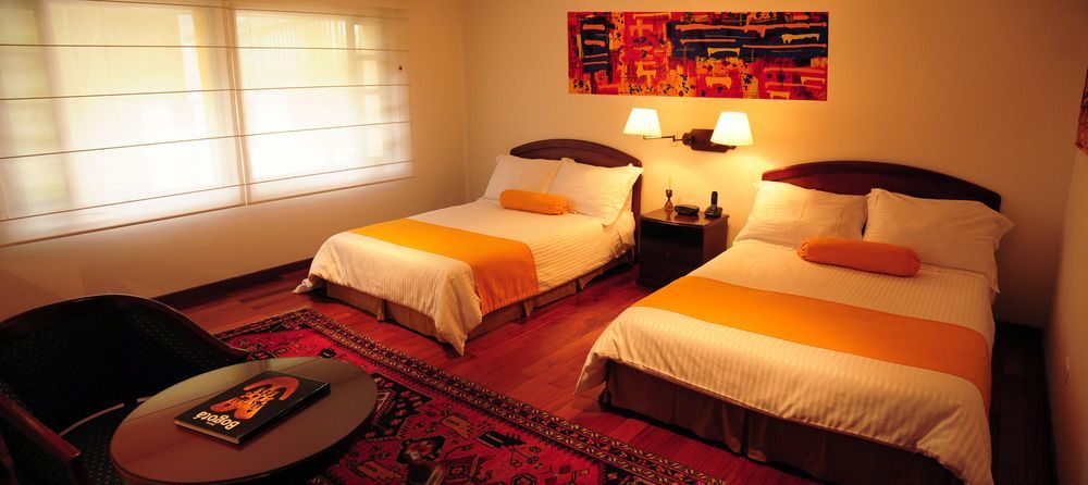 Hotel Emaus Bogotá Esterno foto
