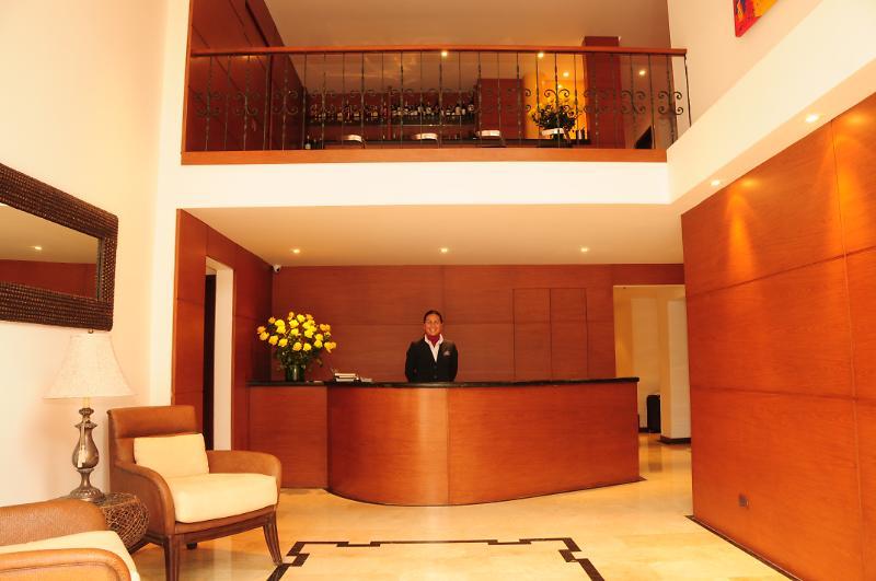 Hotel Emaus Bogotá Esterno foto