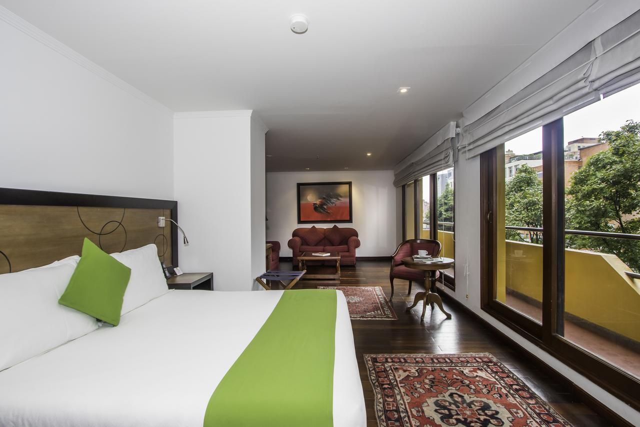 Hotel Emaus Bogotá Esterno foto