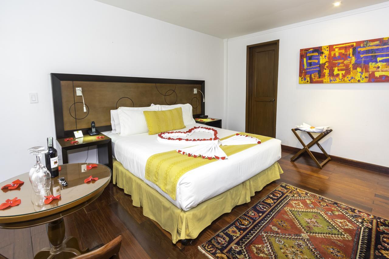 Hotel Emaus Bogotá Esterno foto