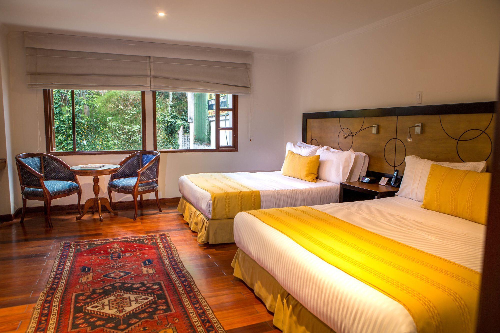 Hotel Emaus Bogotá Esterno foto