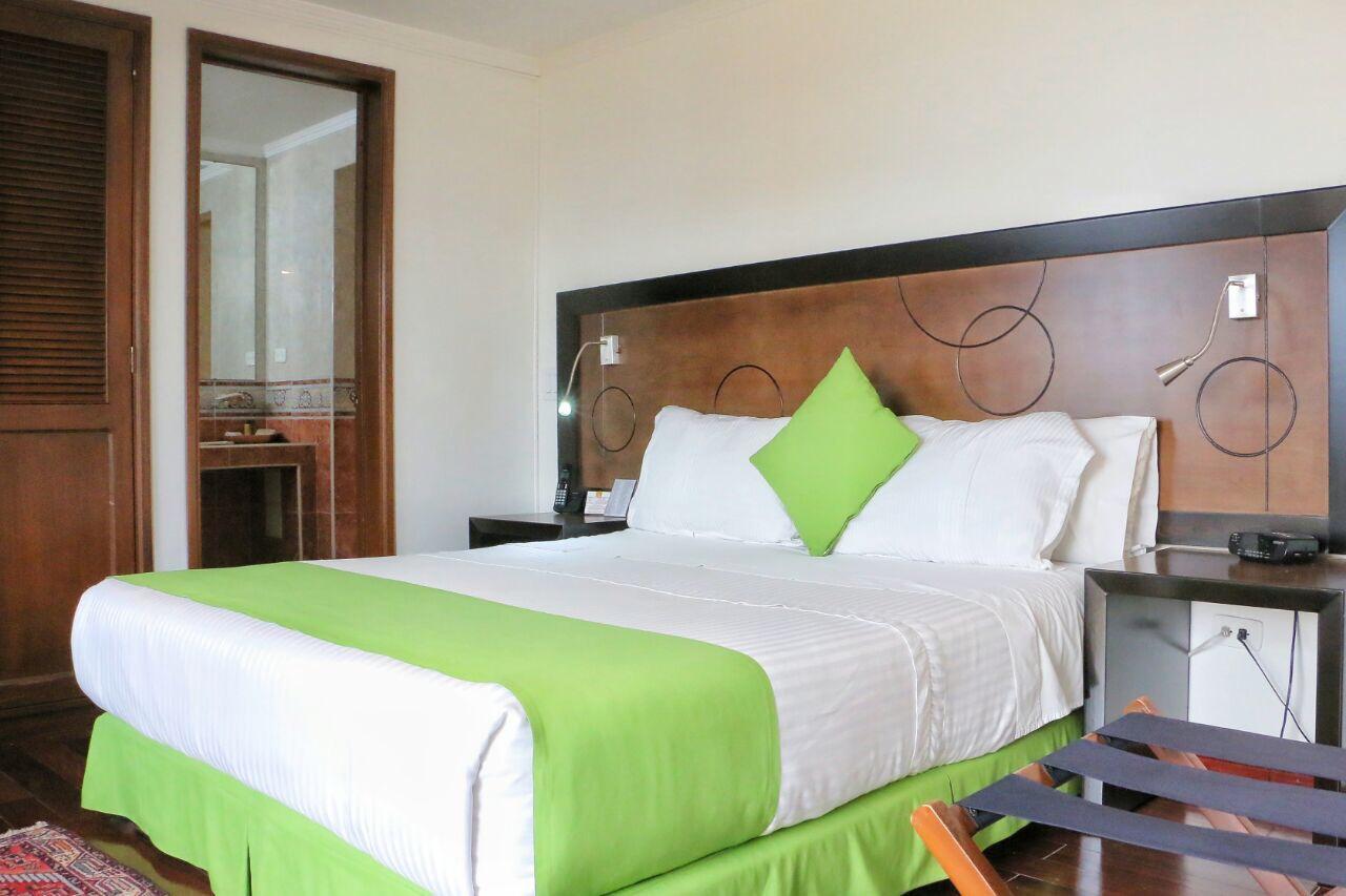 Hotel Emaus Bogotá Esterno foto